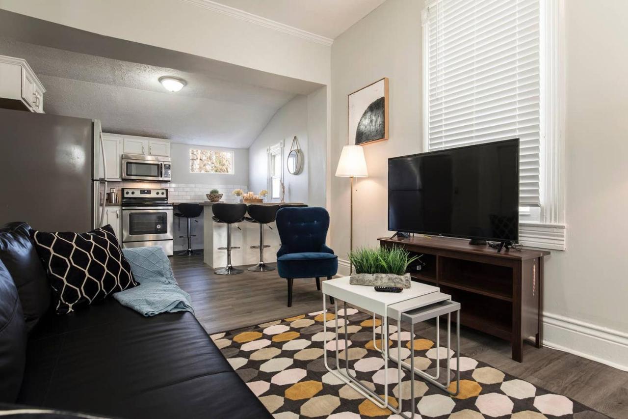 Louisville Dream House 4Br 2Ba By Cozysuites Екстер'єр фото