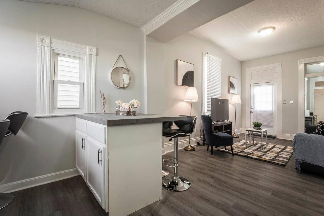 Louisville Dream House 4Br 2Ba By Cozysuites Екстер'єр фото